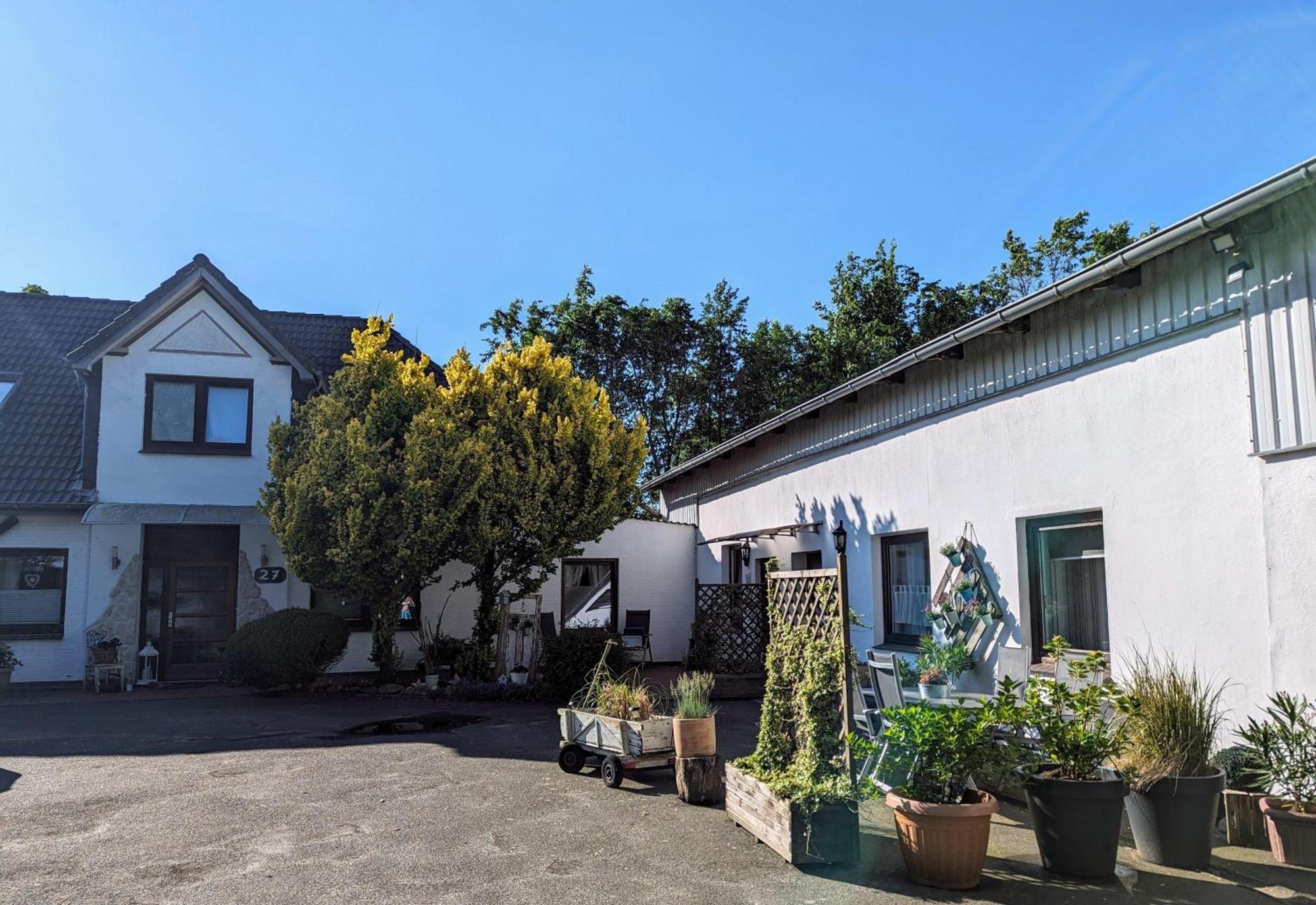 Ferienwohnungen-Im-Koog Wesselburenerkoog Exterior foto